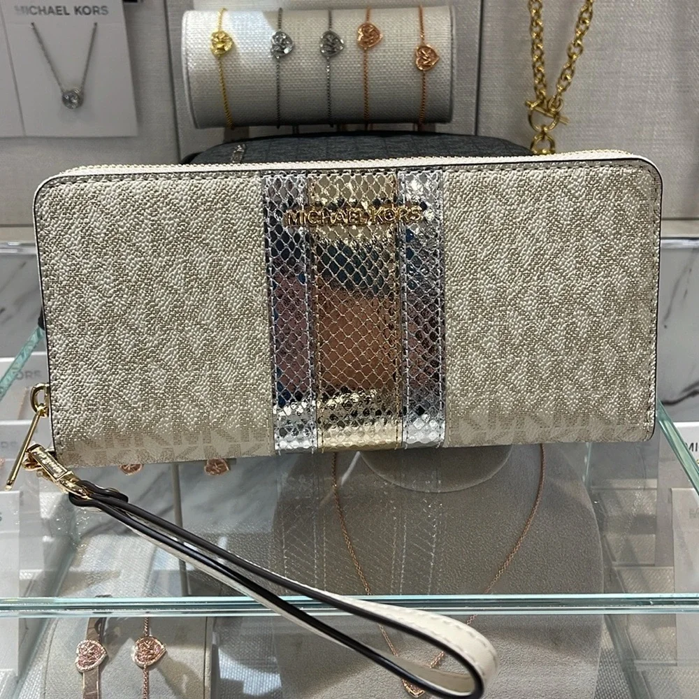 Michael Kors Jet Set Travel Large Signature Logo and Metallic Continental Wallet